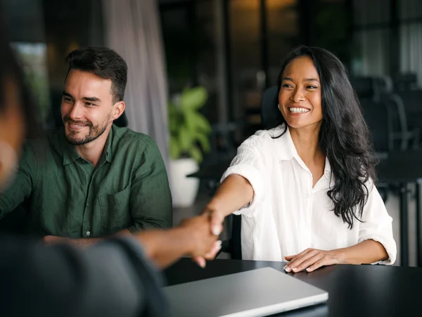 Les banques et assurances